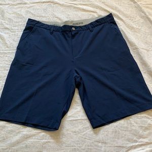 Adidas Golf Shorts Size 40